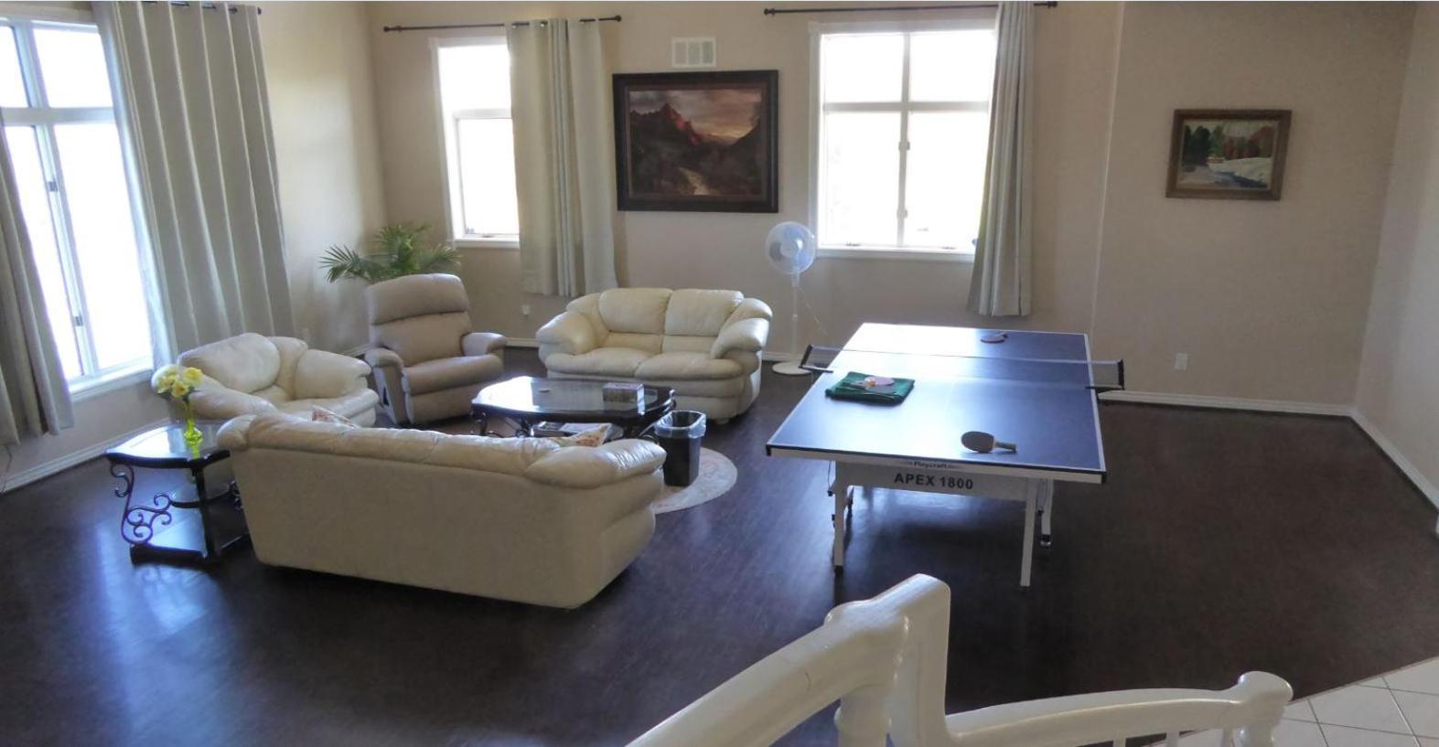 Mansion On The Hill Let 4 Rooms, 5Th Cost Extra Sage Bagian luar foto